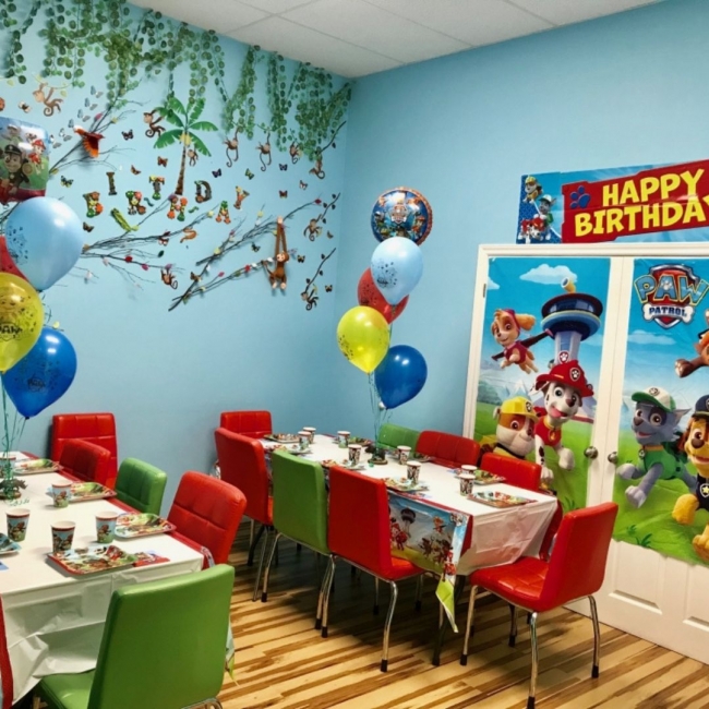 Celebrate the best birthday party in Vaughan at Jungle Land indoor playground.